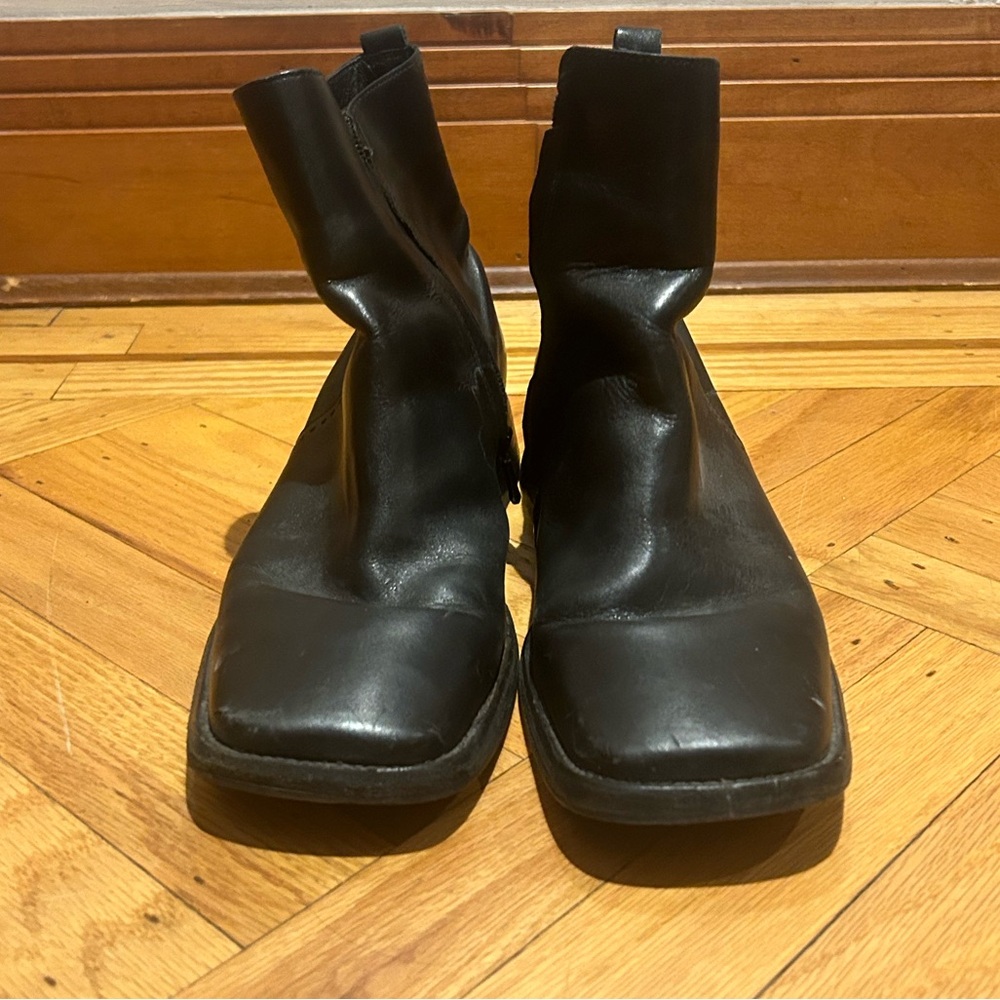 Ann Taylor black boots